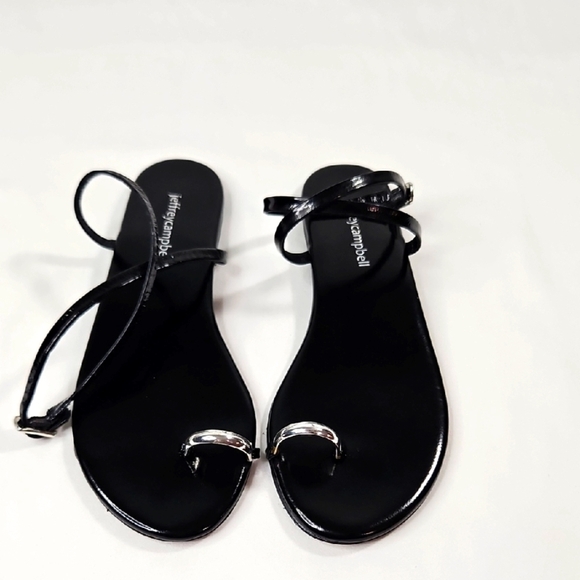 Jeffrey Campbell Black LLC FLAT TOE RING Sandals Size 6 NWT - Picture 1 of 8